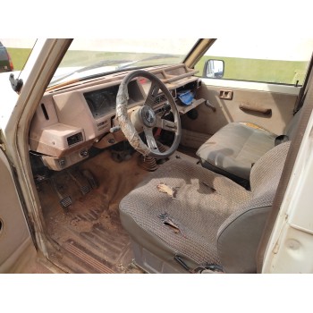 nissan patrol (k/w260) del año 1987