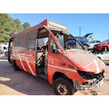 mercedes-benz sprinter 4-t autobús (b904) del año 2002