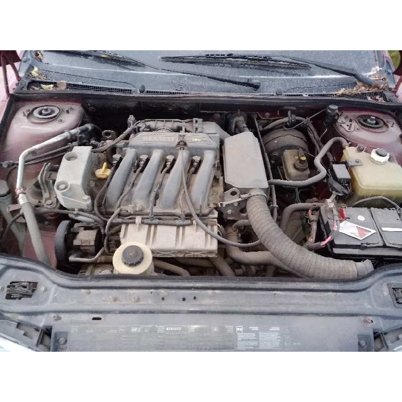RENAULT LAGUNA (B56)