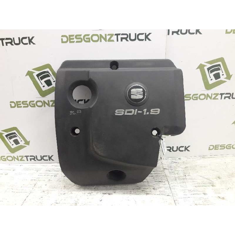 Recambio de tapa motor para seat ibiza (6k1) select referencia OEM IAM 038103925  