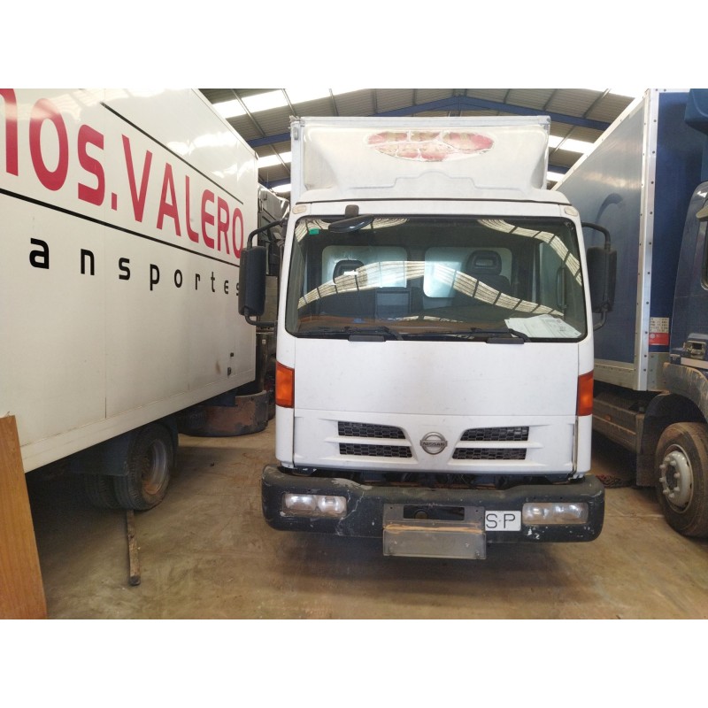 nissan atleon del año 2007