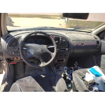 citroën xsara berlina del año 2001