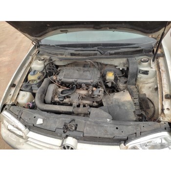 volkswagen golf iv berlina (1j1) del año 1998