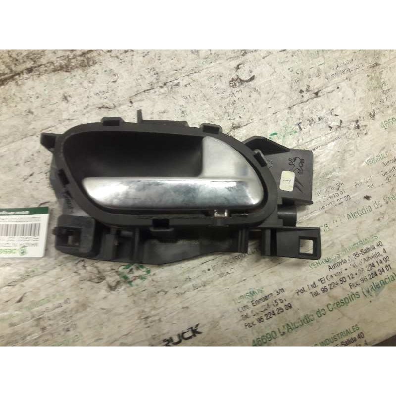 Recambio de maneta interior trasera derecha para peugeot 207 1.6 16v cat referencia OEM IAM 96555516VD  