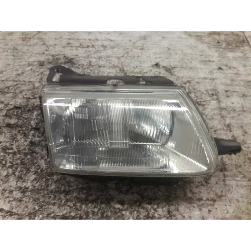 Recambio de faro derecho para citroen saxo 1.5 d image referencia OEM IAM   