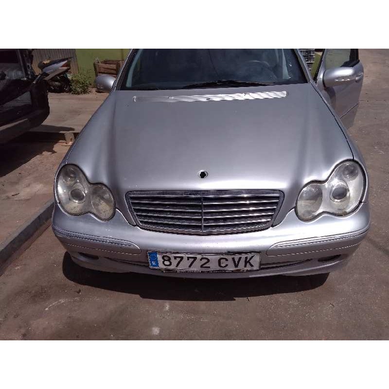 MERCEDES-BENZ CLASE C (W203) BERLINA