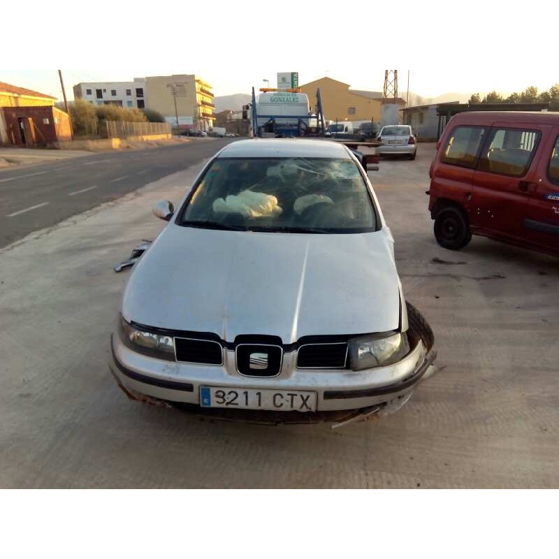 SEAT LEON (1M1)