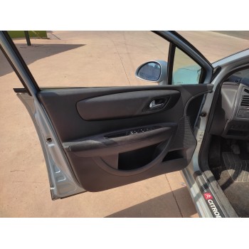 citroën c4 berlina del año 2005