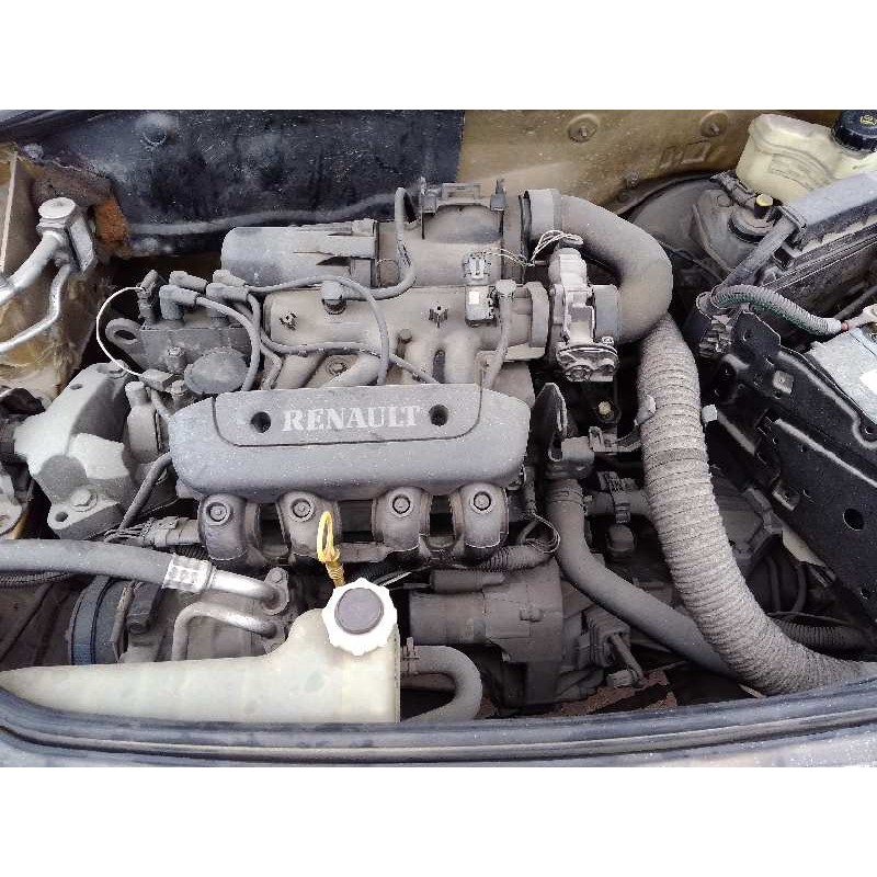 RENAULT CLIO II FASE I (B/CBO)