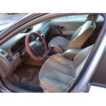 renault laguna ii grandtour (kg0) del año 2001