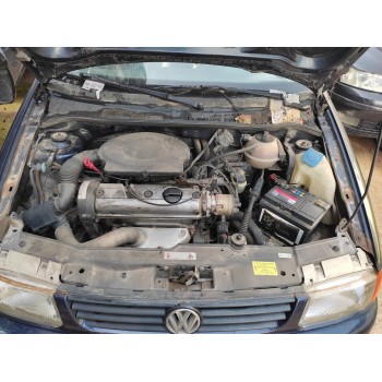 volkswagen polo berlina (6n1) del año 1995