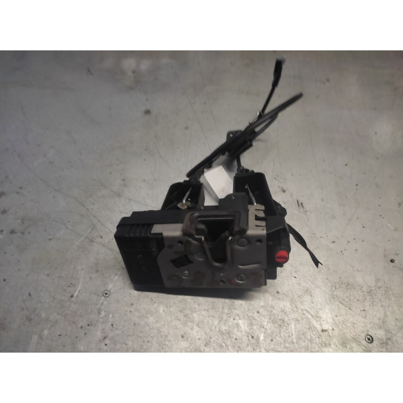 Recambio de cerradura puerta trasera izquierda para opel vectra c berlina cosmo referencia OEM IAM 13210760 5 PINS 