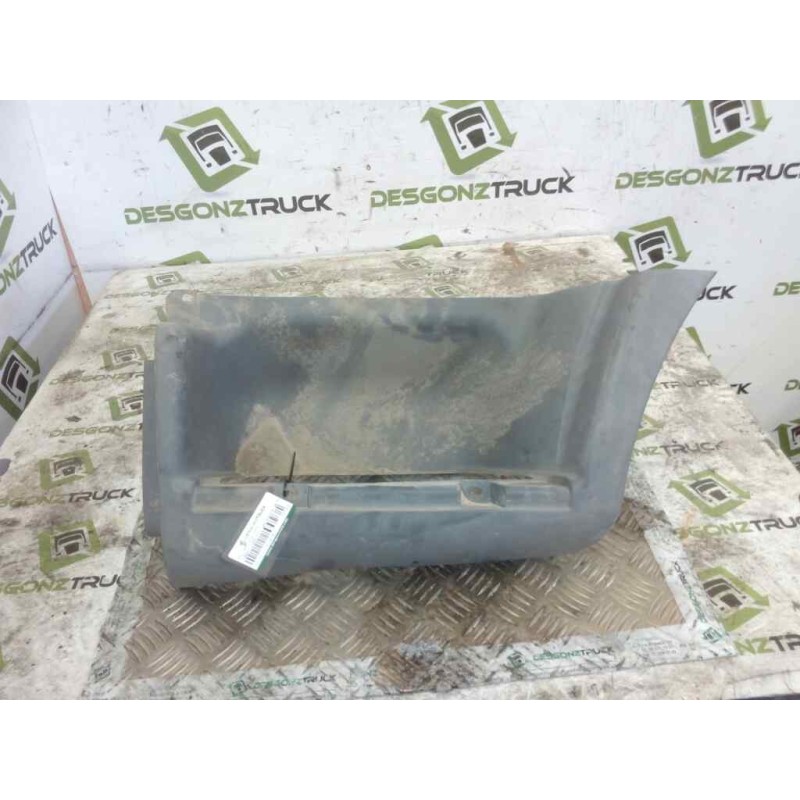 Recambio de peldaño izquierdo para nissan cabstar e cabina simple cabina individual referencia OEM IAM 76479F3900  