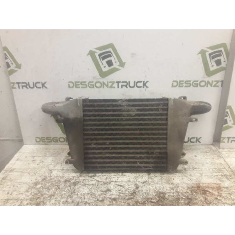 Recambio de intercooler para nissan trade 100 caja cerrada, techo elevado referencia OEM IAM 1300300515  