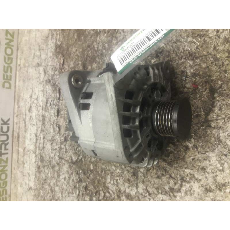 Recambio de alternador para renault master combi desde ´98 2.5 diesel referencia OEM IAM 8EL011710561 SG12B071 