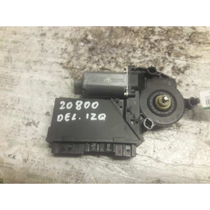 Recambio de motor elevalunas delantero izquierdo para volkswagen touareg (7l6) tdi v10 referencia OEM IAM 3D1959793B 0130821764 