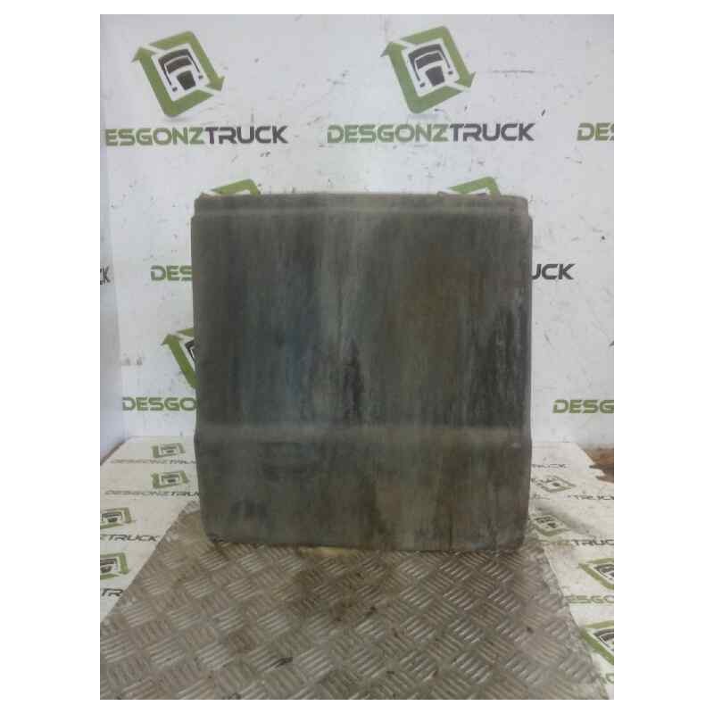 Recambio de guardabarros delantero izquierdo para pegaso trucks serie 1200 1215.10 referencia OEM IAM   