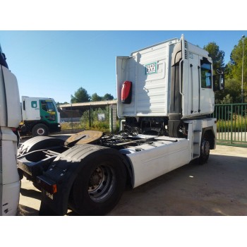 renault magnum 4xx.18/4xx.26 02  del año 2005