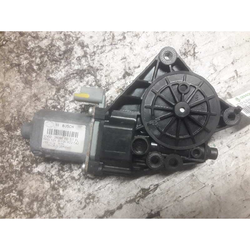 Recambio de motor elevalunas delantero izquierdo para hyundai i30 referencia OEM IAM 824502R000FD 0130822542 2 PINS