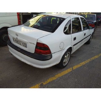 opel vectra b berlina del año 1998