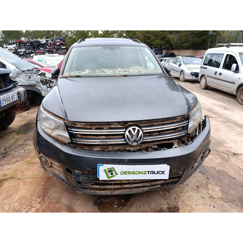 VOLKSWAGEN TIGUAN (5N_)