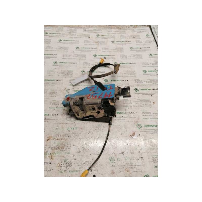 Recambio de cerradura puerta trasera izquierda para peugeot 207 xs pack referencia OEM IAM 24087816 6 PINS 