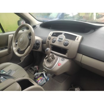 renault scenic ii del año 2003