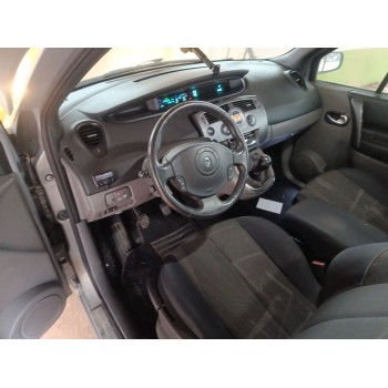 renault scenic ii del año 2005