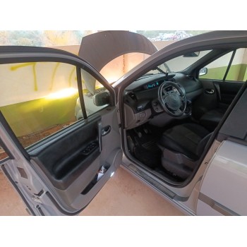 renault scenic ii del año 2005