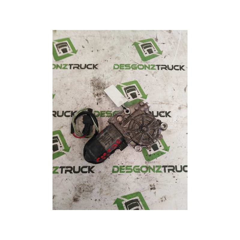 Recambio de motor elevalunas delantero izquierdo para renault hd 250.18 premium e2 6.2 diesel referencia OEM IAM 0130821509  