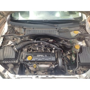 opel corsa c del año 2001