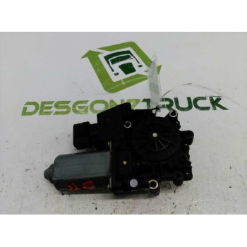 MOTOR ELEVALUNAS DELANTERO DERECHO 05071901 