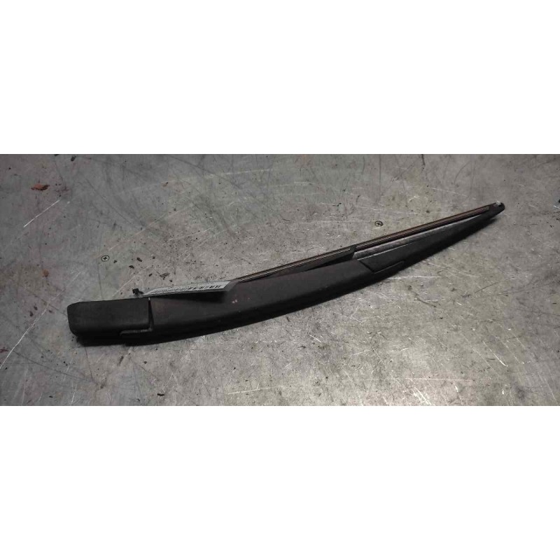 Recambio de brazo limpia trasero para renault clio ii fase ii (b/cb0) dynamique referencia OEM IAM   