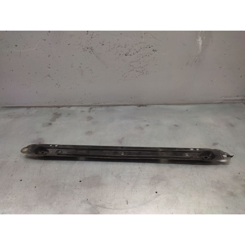 Recambio de travesaño inferior para peugeot 3008 i monospace (0u_) 1.6 hdi referencia OEM IAM   