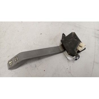 Recambio de mando intermitentes para iveco eurotech (mp) fg  (190 e 34) larga distancia referencia OEM IAM   