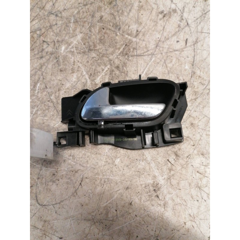 Recambio de maneta interior trasera izquierda para peugeot 207 xs referencia OEM IAM 96555518VD  