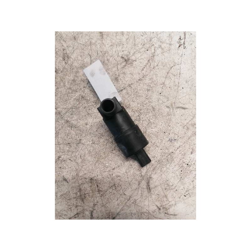 Recambio de bomba limpia para peugeot 208 style referencia OEM IAM 9641553880 2 PINS 3