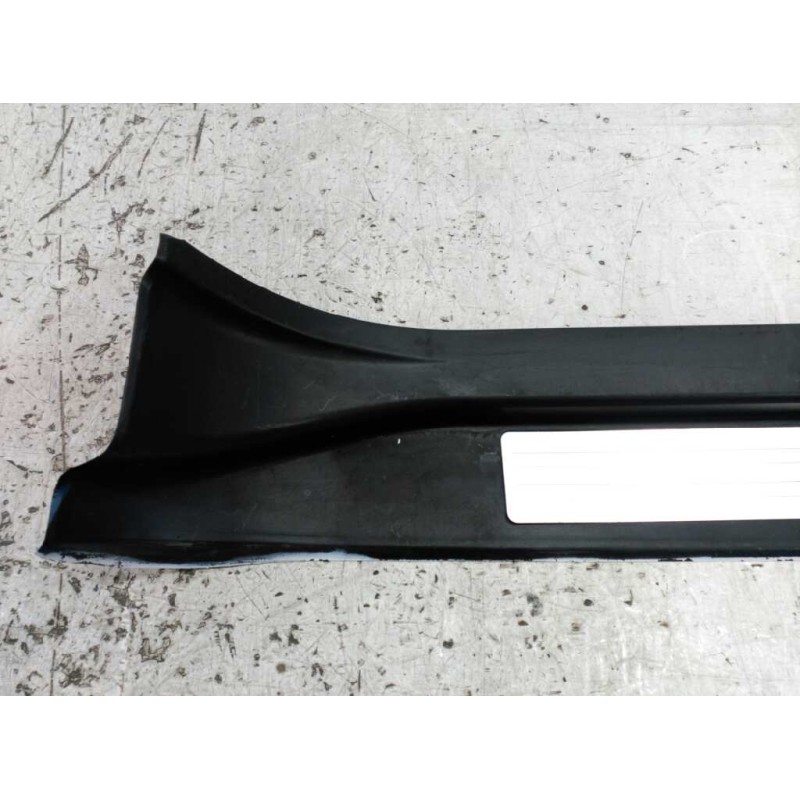Recambio de moldura para audi tt (8n3/8n9) 1.8 t coupe (132kw) referencia OEM IAM  EMBELLECEDOR ENTRADA AL VEHICULO BAJO PUERTA - Blanco 2