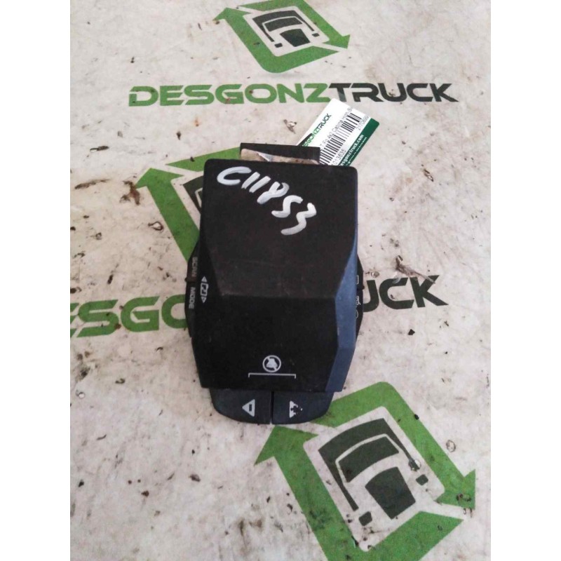 Recambio de mando radio para renault serie t fg 4x2 cabina high-sleeper referencia OEM IAM 21708999  