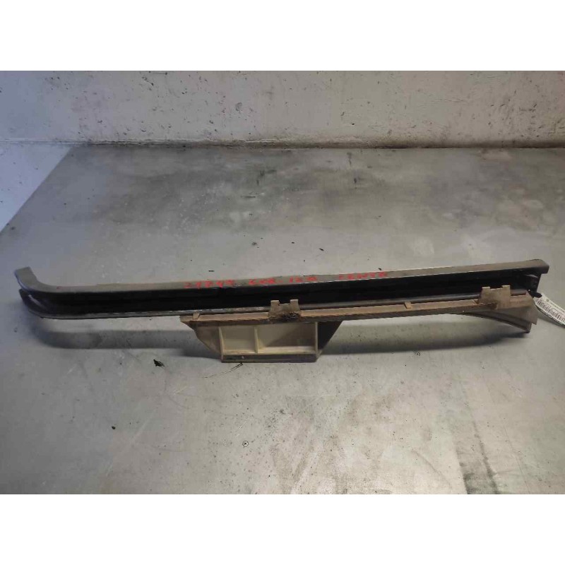 Recambio de guia puerta corredera izquierda para peugeot 807 sv referencia OEM IAM   