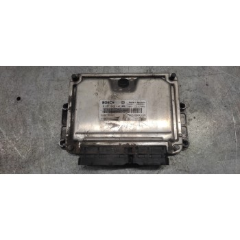 Recambio de centralita motor uce para renault megane i fase 2 berlina (ba0) 1.9 dti authentique (ba0.) referencia OEM IAM 028101