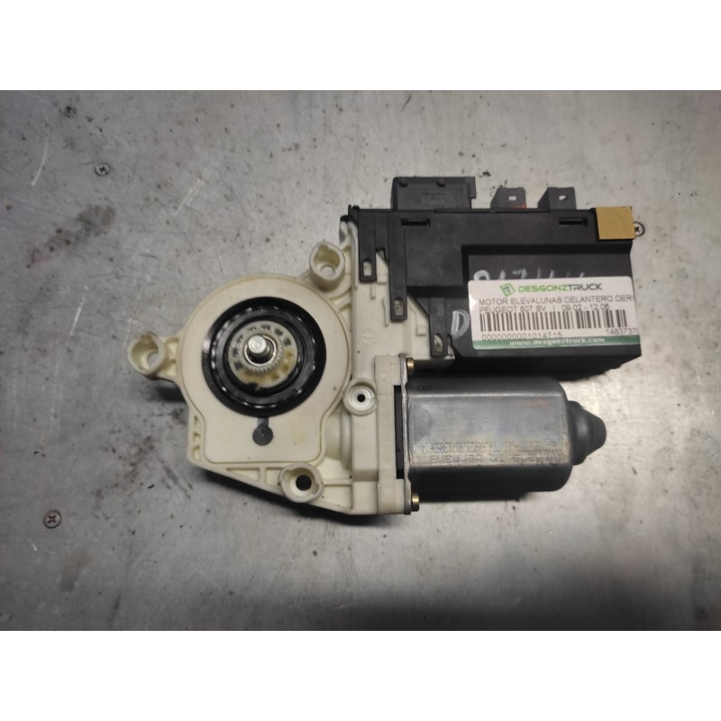 Recambio de motor elevalunas delantero derecho para peugeot 807 sv referencia OEM IAM 1483737080 991728203 996558200