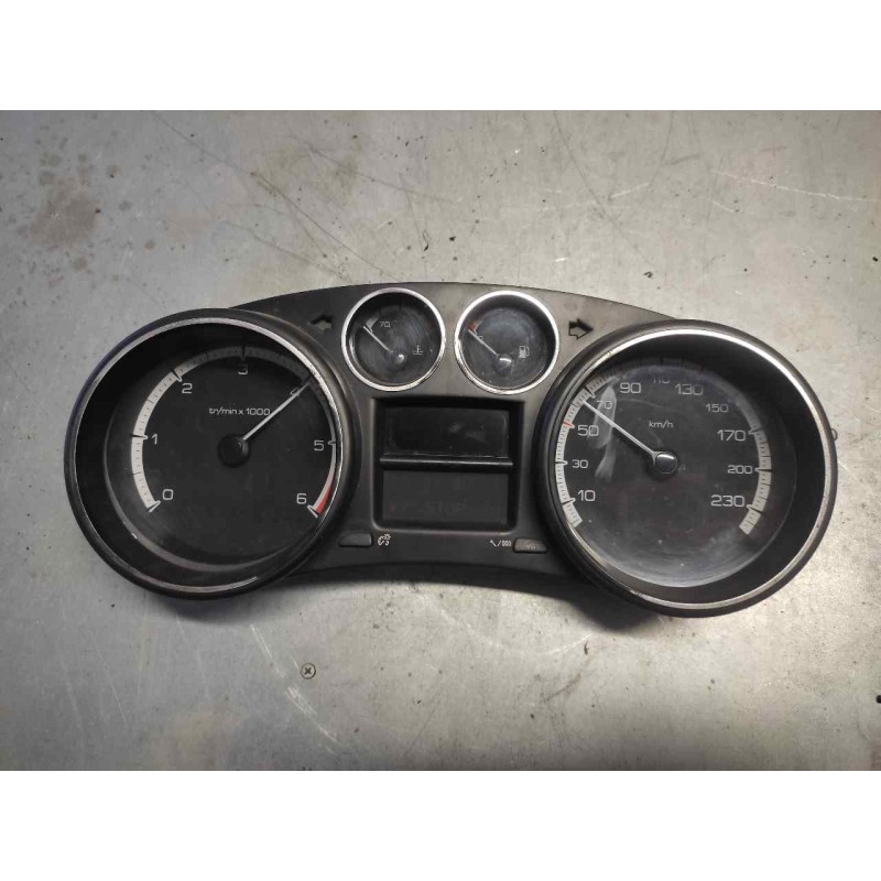 Recambio de cuadro instrumentos para peugeot 308 sw confort referencia OEM IAM 554001550316  