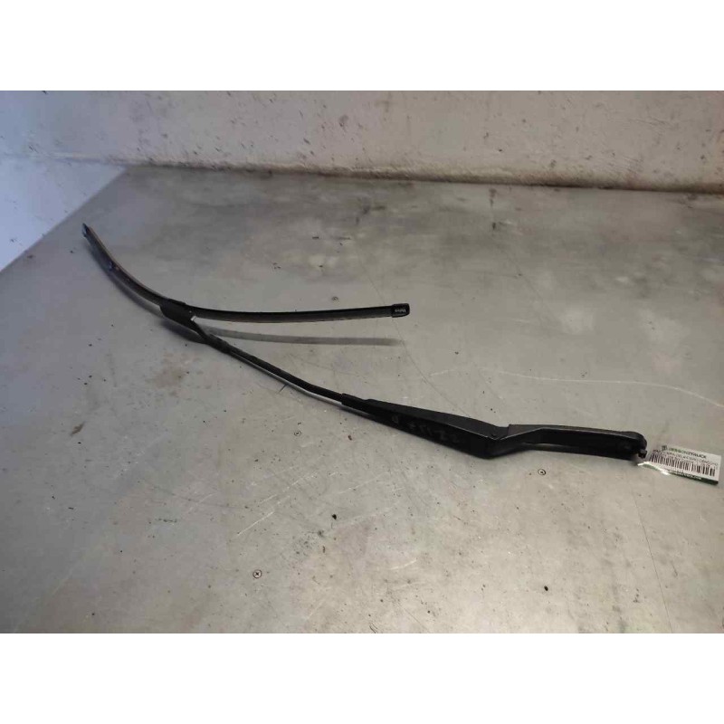 Recambio de brazo limpia delantero derecho para peugeot 308 sw confort referencia OEM IAM   