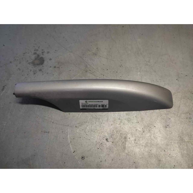 Recambio de moldura para peugeot 308 sw confort referencia OEM IAM 9682131677 BACA IZQUIERDA 