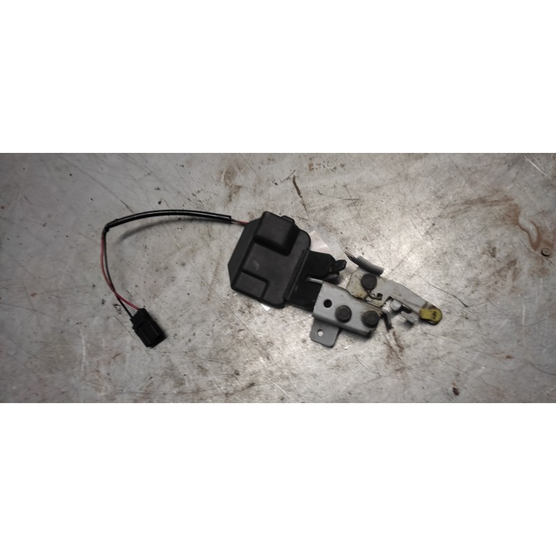 Recambio de cerradura maletero / porton para nissan primera berlina (p12) acenta referencia OEM IAM   