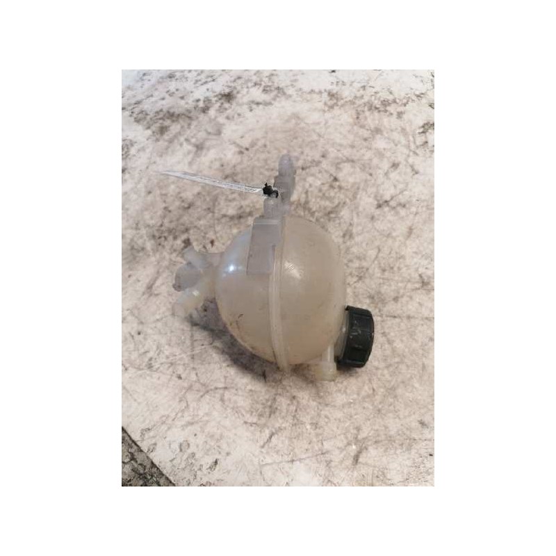 Recambio de deposito expansion para peugeot 208 style referencia OEM IAM 9800777280 2