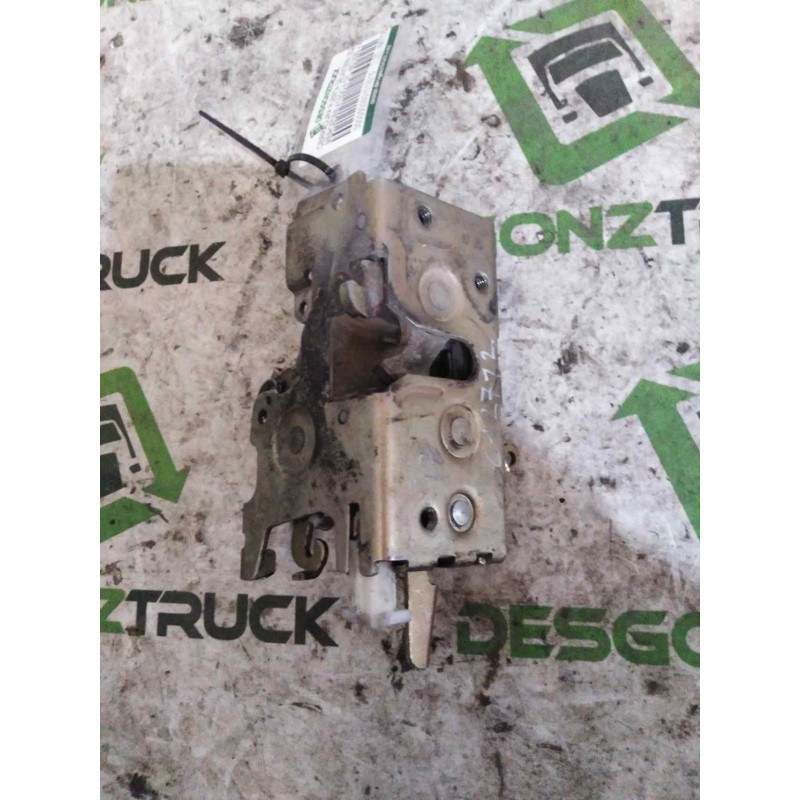 Recambio de cerradura puerta delantera izquierda para mercedes atego 4 cyl. 4x2 2005  4.3 diesel (om 904 la) referencia OEM IAM 