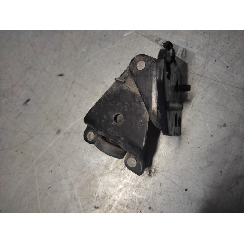 Recambio de bisagra puerta corredera para citroen berlingo 1.9 d leader referencia OEM IAM CENTROIZQ  