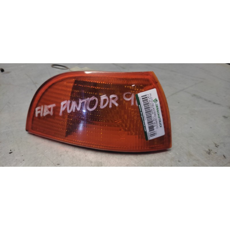 Recambio de piloto delantero derecho para fiat punto berl. (176) 55 s referencia OEM IAM NARANJA  